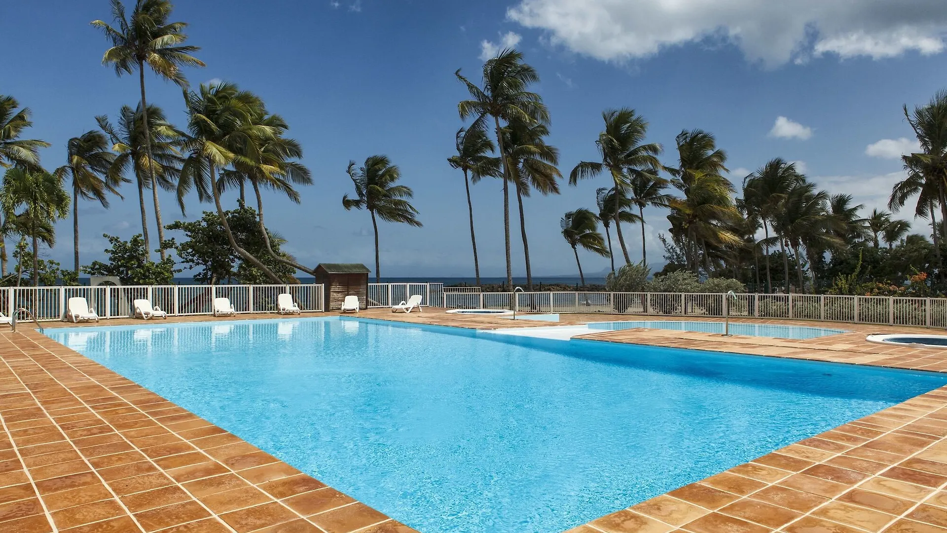 Hotel Arawak Beach Resort Le Gosier  4*, Le Gosier (Grande-Terre) Guadeloupe